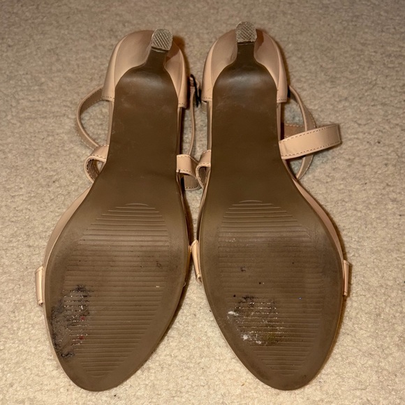 Elegant Nude Strappy Heels - Picture 5 of 6